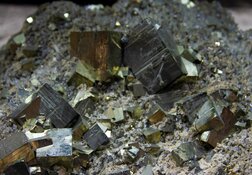 Copper Gold Stock at an Excellent Entry Point and a Very Strong Buy